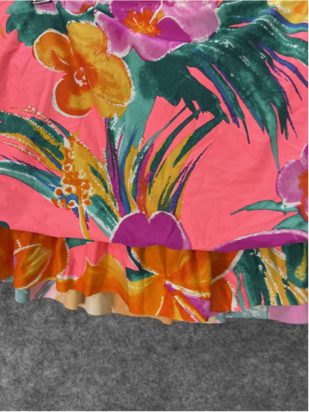 La Blanca Swim Skirt Womens 14 Pink Floral Ruffle Built In Brief Tropical Print - Picture 4 of 11